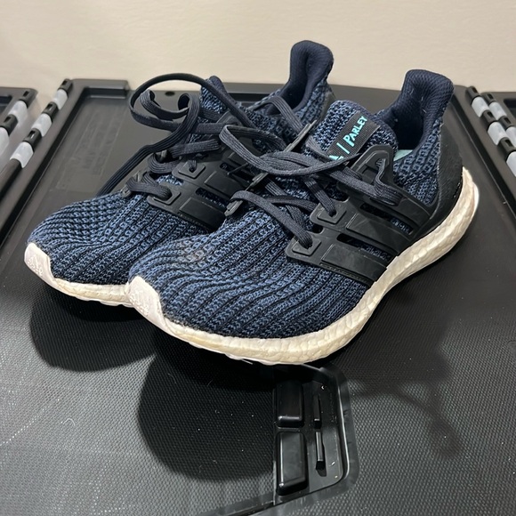 adidas Shoes - Adidas Womens Ultra Boost 4.0 Parley Blue Lace Up Low Top Sneaker Shoes 6.5
